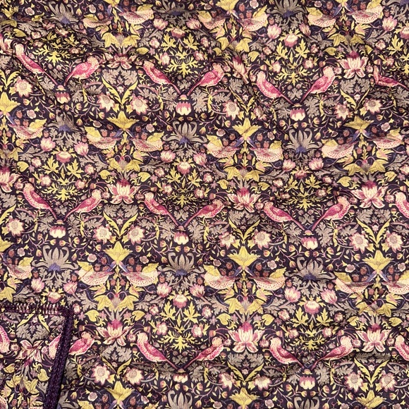 Lavenham Craydon Quilted Jacket with Liberty Art Floral Pattern Lining - XS - Picture 3 of 6